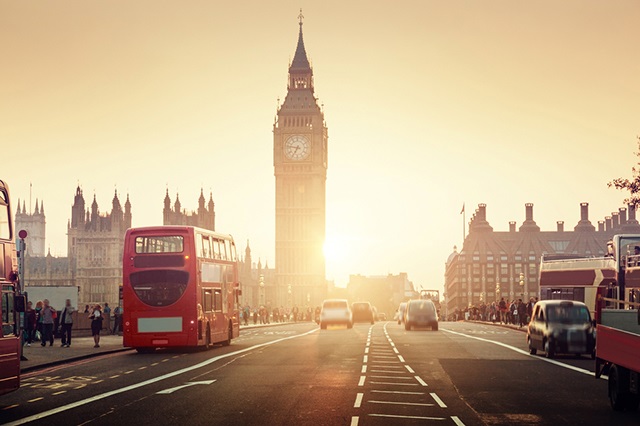 London – thành phố sôi động nhưng không kém phần mộng mơ, quyến rũ
