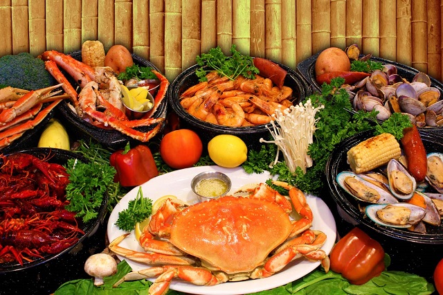 Quán hải sản Gió Biển có nhiều món hải sản tươi ngon và hấp dẫn